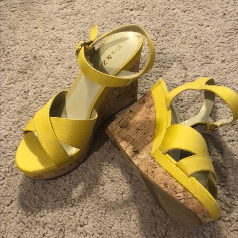Yellow wedge sandal